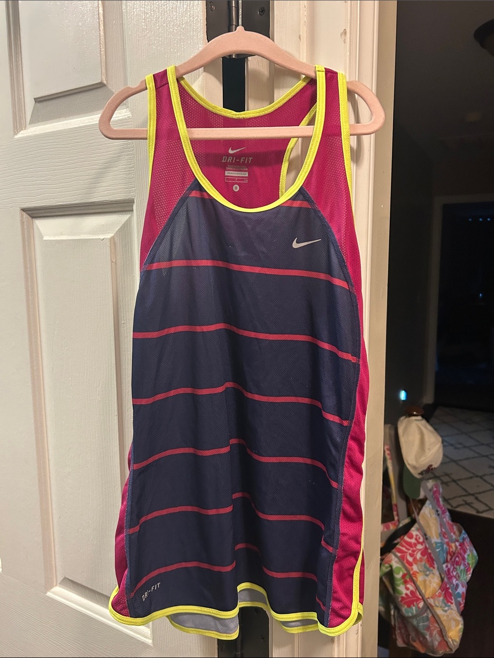 Nike women’s small Dri-FIT Tank